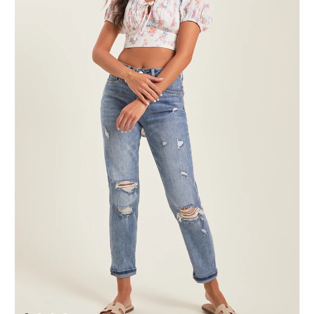 Altar’d State Rayla Mom Jeans